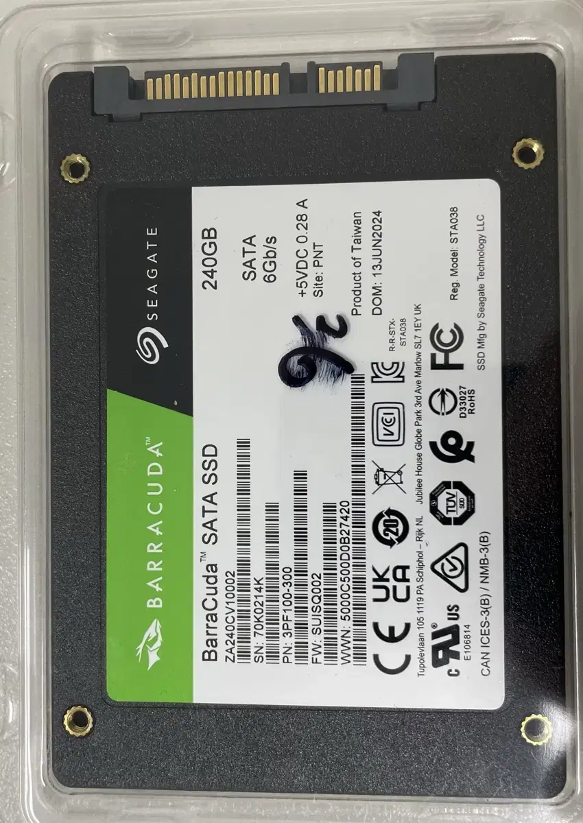 씨게이트 SSD 바라쿠다 240GB 미사용 팝니다.